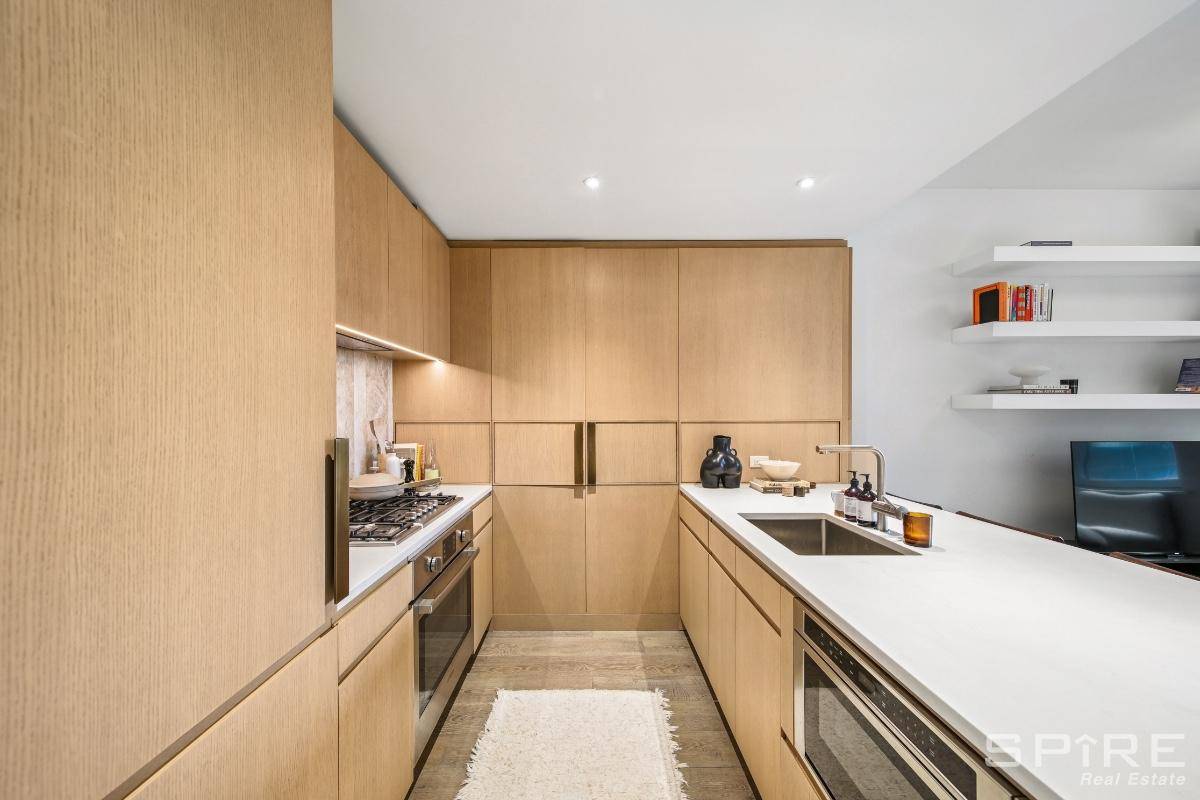 This bright and comfortable one bedroom at The Brooklyn Grove features large windows in both the living room and bedroom, filling the home with natural light while remaining exceptionally quiet ...