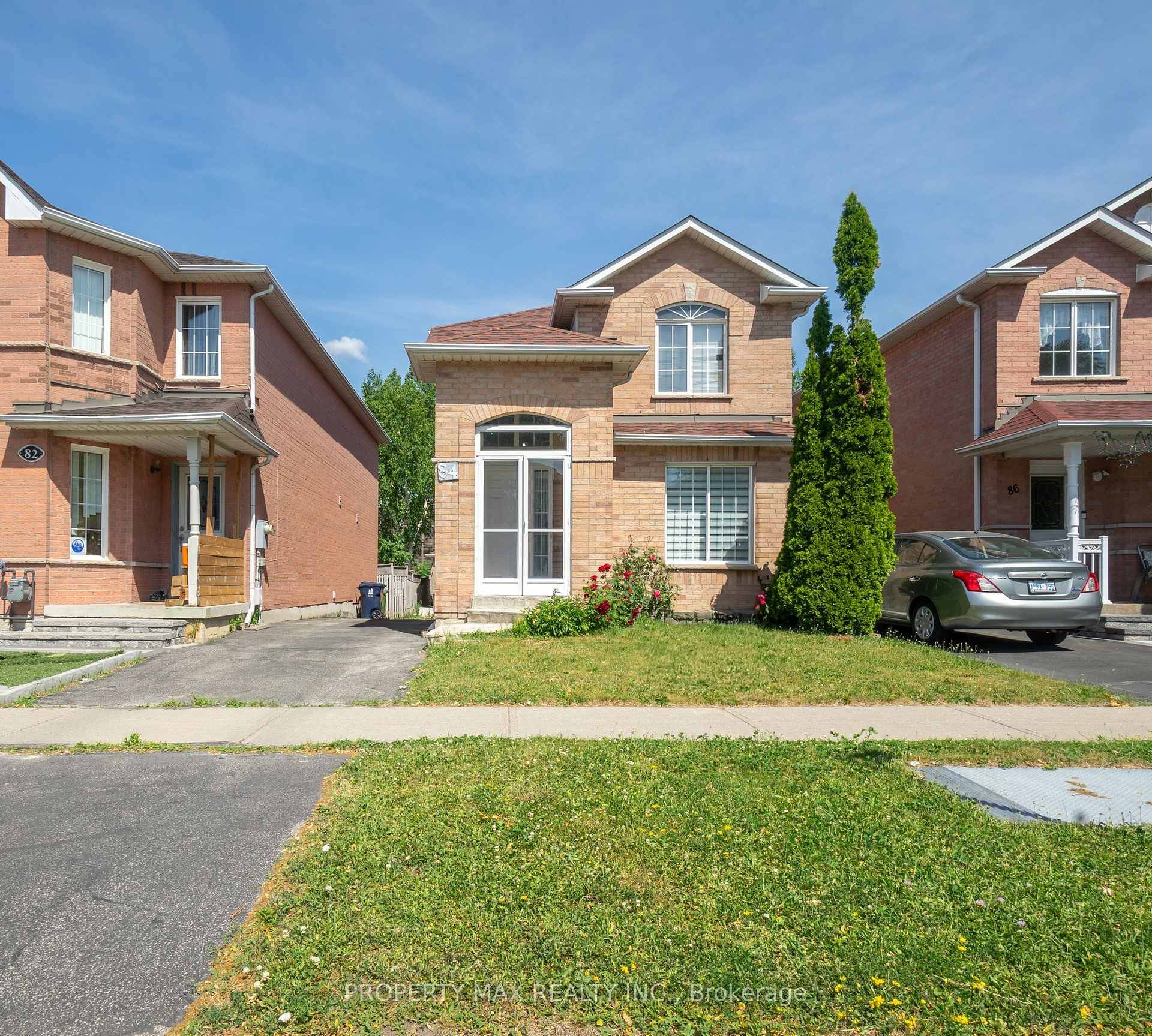 Located in one of Torontos most sought after areas, this exceptional property offers the perfect blend of convenience and luxury.