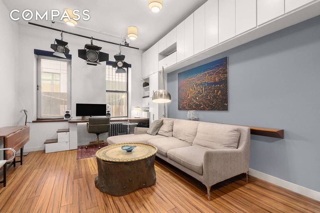 Tucked away in a quiet, well maintained building, this beautifully renovated loft style one bedroom apartment offers refined finishes, smart design, and rare private outdoor space.