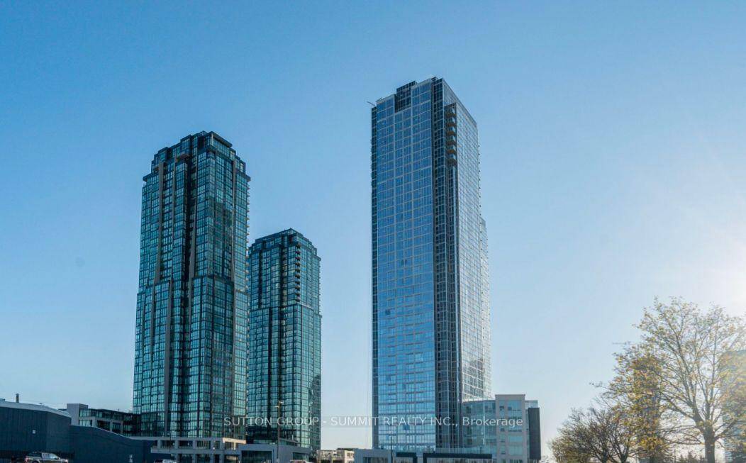 Beautiful 2 Bedroom amp ; 2 Full Washroom Condo Featuring a Massive Outdoor Terrace 484 sqft With BBQ Gas Line amp ; Hose Bib !