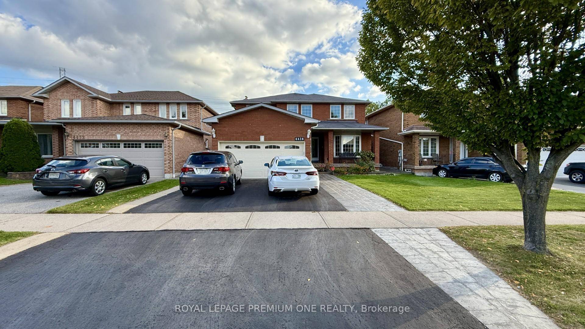 All Inclusive Lease Heat, Water amp ; Hydro Included Maximum 2 Occupants only.