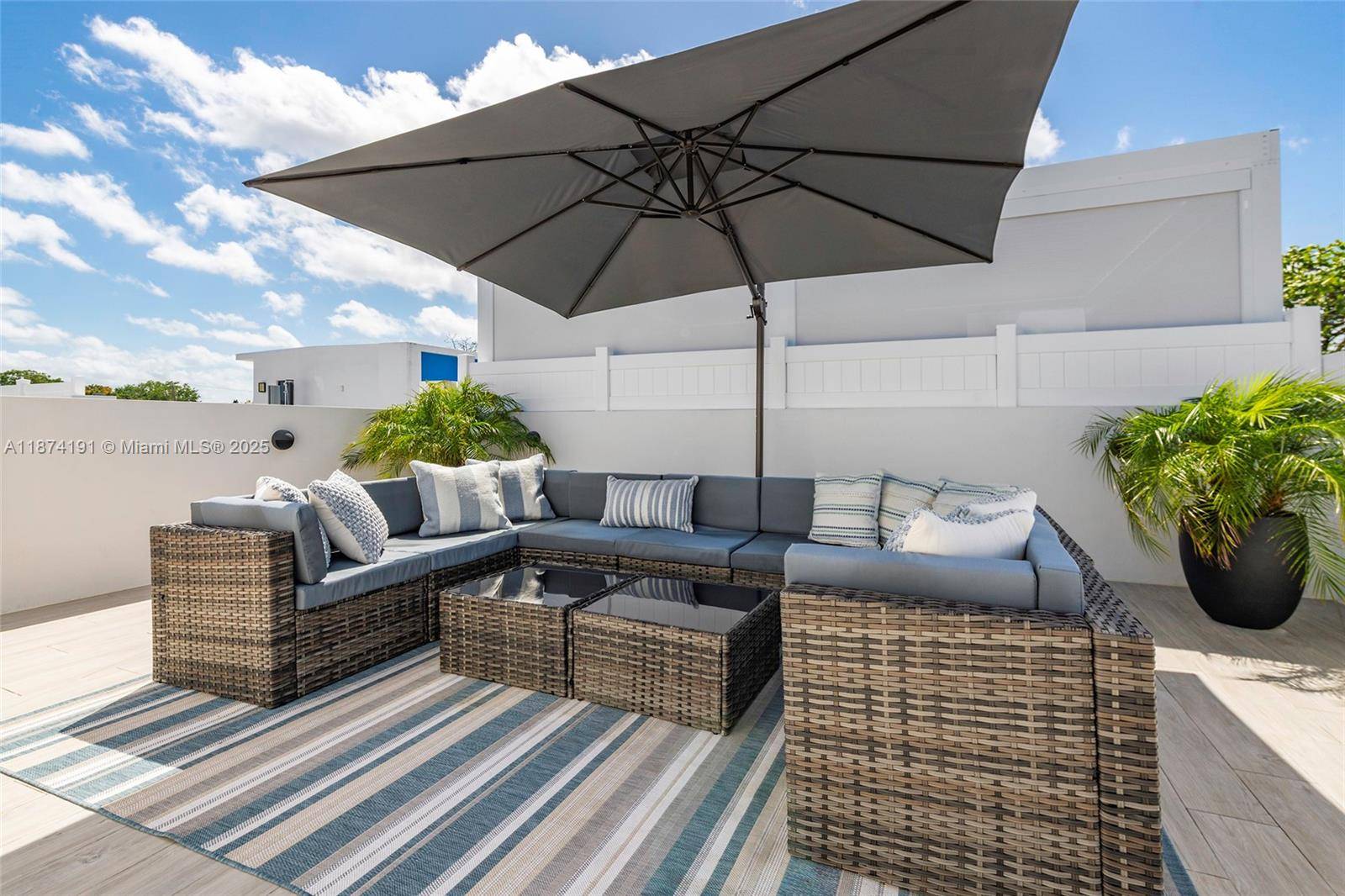 Stunning 3BR 2. 5BA Wilton Springs townhome built in 2022.