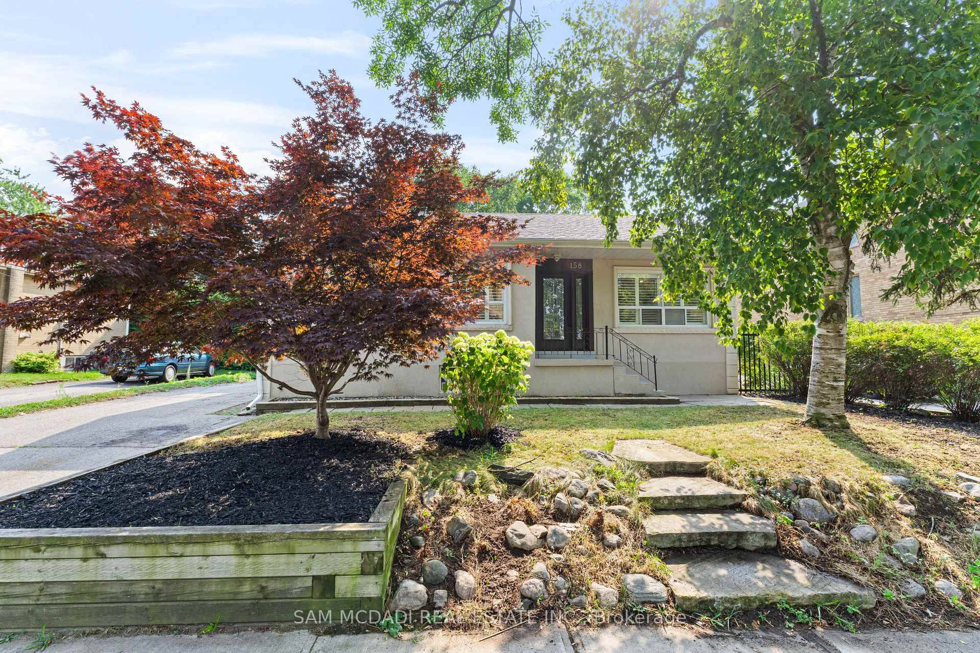 Welcome to 158 Felan Avenue, a charming, updated bungalow nestled in one of Oakville's most desirable neighbourhoods, just minutes from the vibrant heart of downtown.