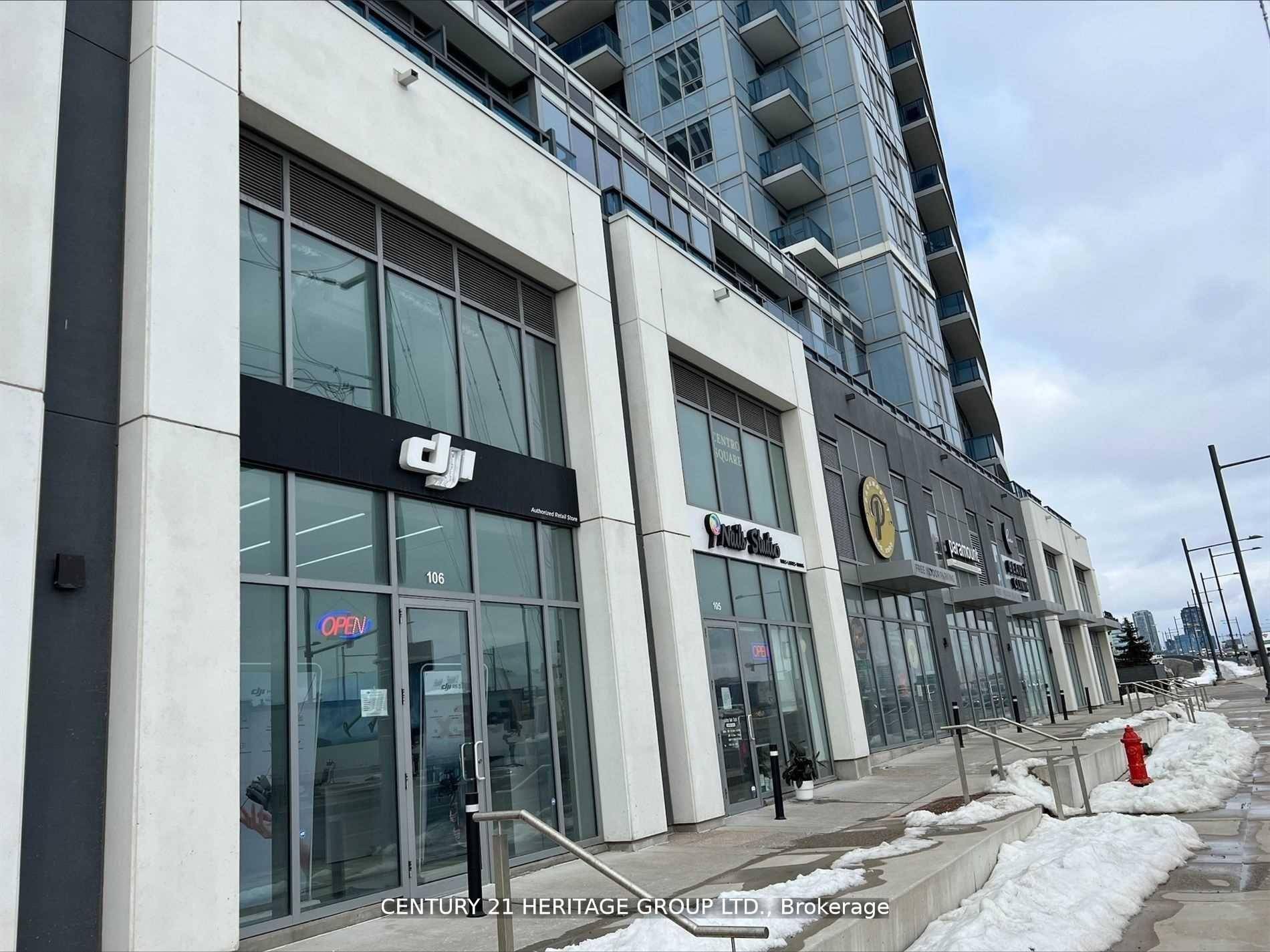 A Fully Renovated, High End Custom Designed Retail Store Located At Centro Square, A High Traffic Shopping Mall In A Densely Populated Central Vaughan Area.