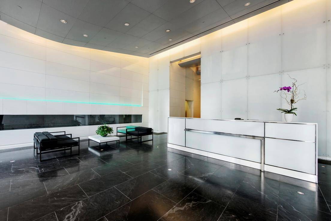 Welcome to Residence 3505, where luxury meets modern living in the heart of Midtown Manhattan.