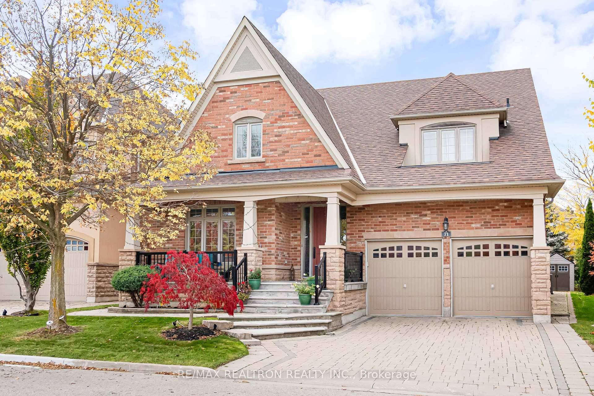 PRESTIGIOUS ANGUS GLEN WEST VILLAGEA !