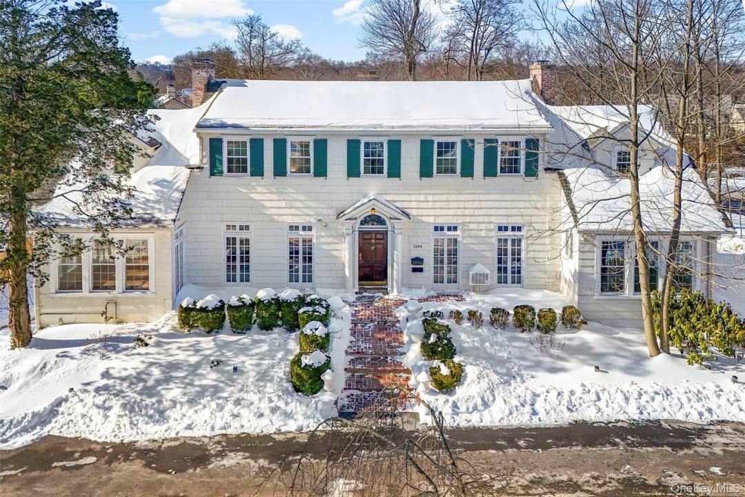 Landlord occupies the lower level.