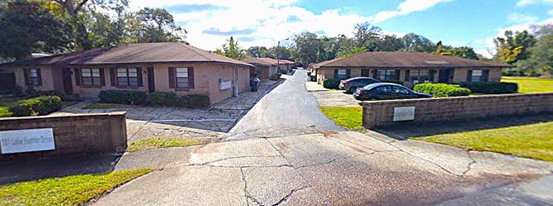Turn key duplex opportunity in Lakeland !