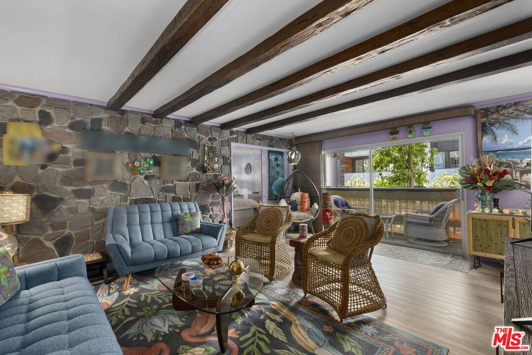 9061   Keith Ave 2BR Sunset Strip La