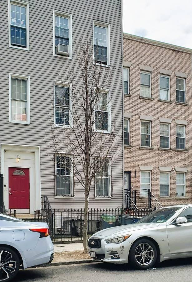 BIG updated 3 family building with finished basement in Bushwick, close to subway, Delivered Vacant, great income potential !