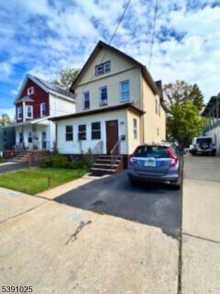 Welcome to this charming and beautifully maintained Colonial !