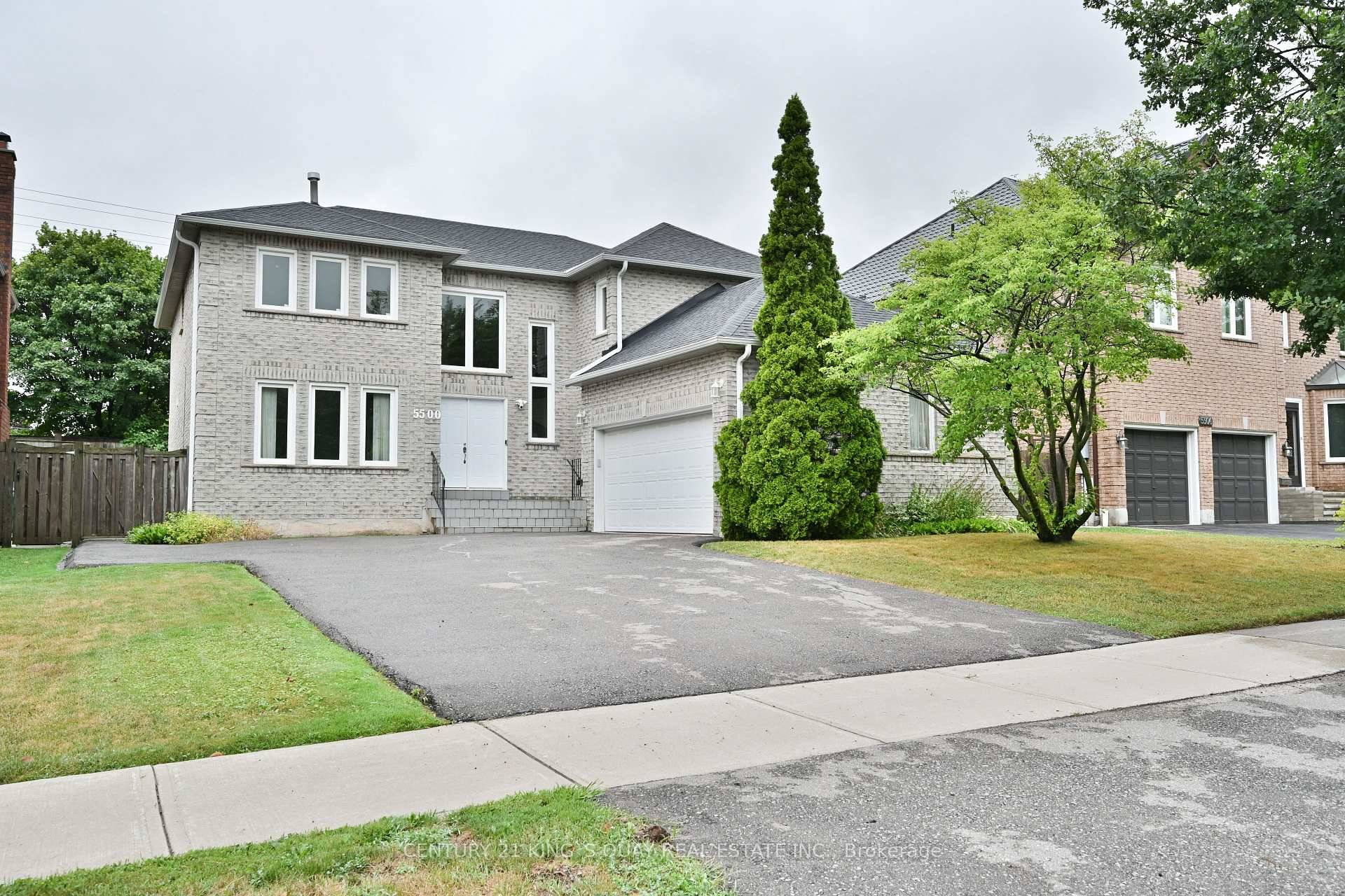 Welcome To The Prestigious Village In The City, Streetsville !