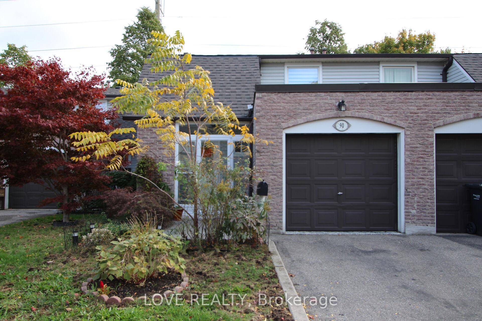 Beautifully updated town with large private backyard overlooking greenspace.