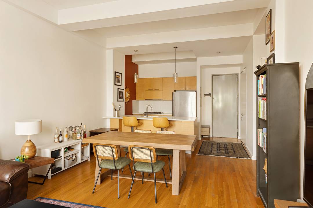 Newly listed first showings this Sunday March 29th by appointment 12 00 to 1 30 pm.