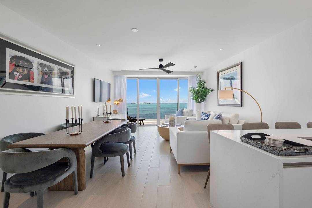 GOLDWYNN Condo New-Providence