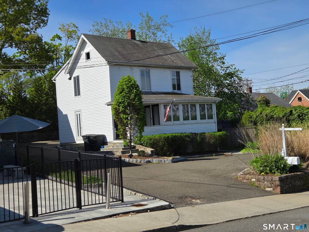 19 Ketchum is for sale as part of 31 Franklin parcel with 2 building next door combined price 2, 750, 000.