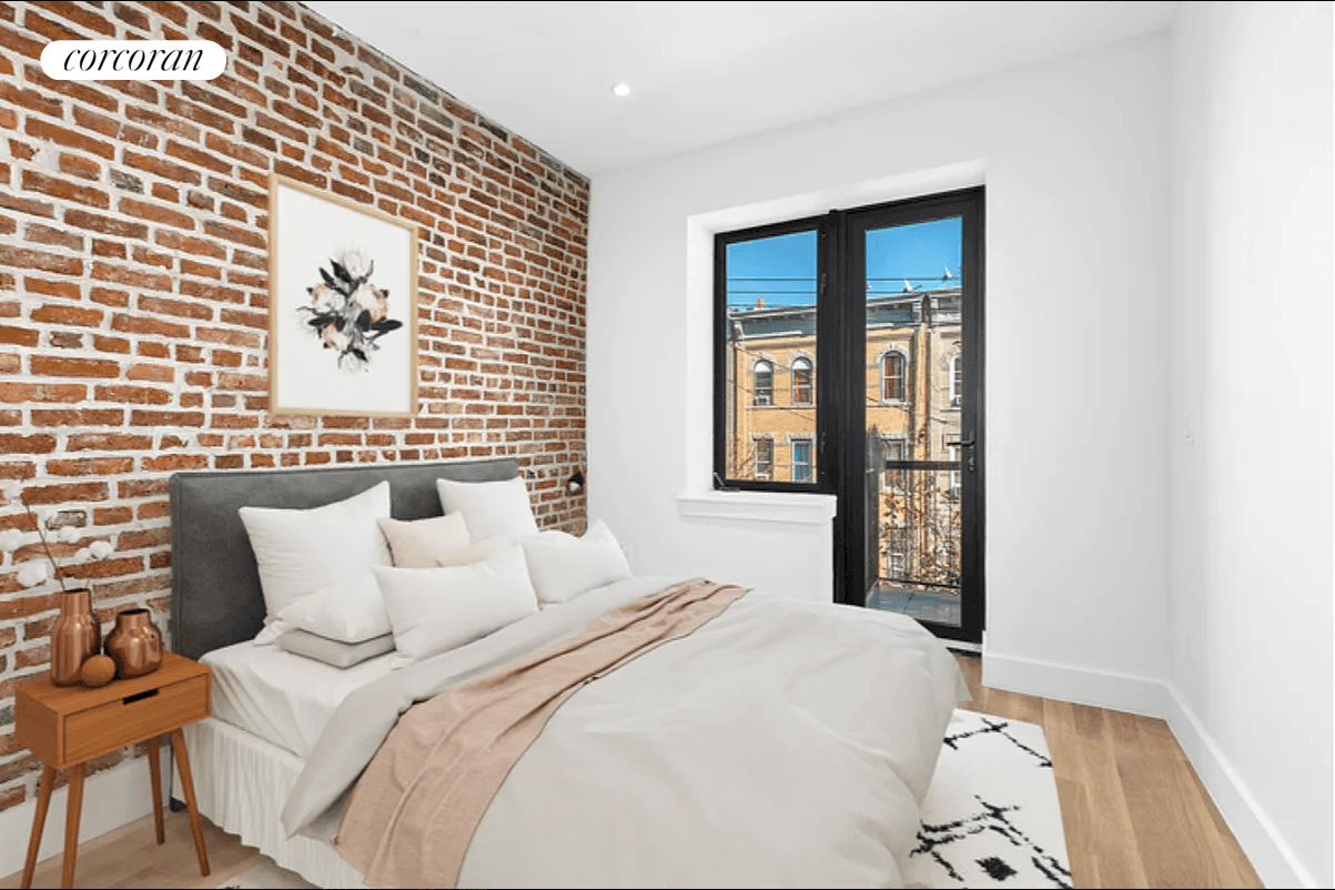 Welcome to 310 Menahan, an exceptional collection of contemporary luxury apartments, undeniably situated in one of Brooklyn's prime locations !