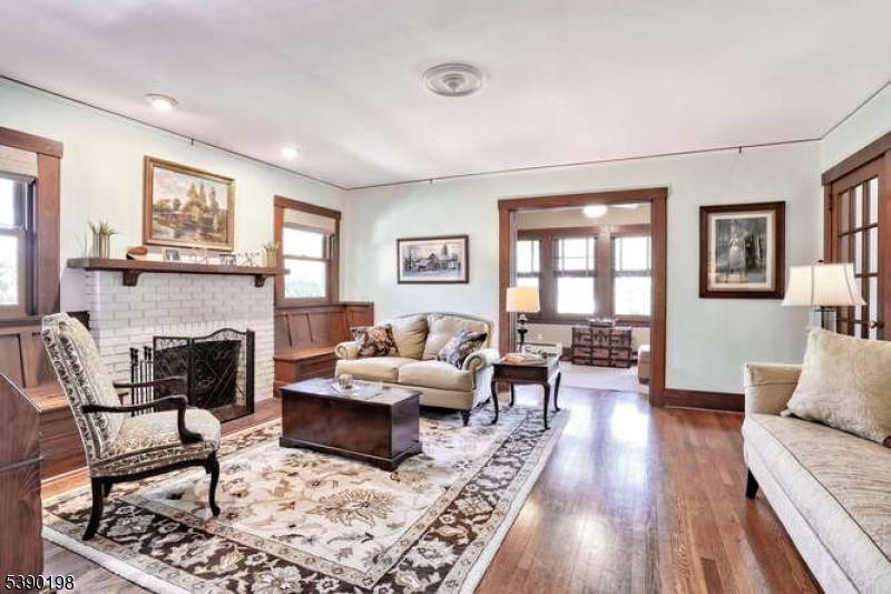 Located in the heart of desirable Glen Rock, this 4 bedroom Arts Crafts Style home situated on over 10, 000 square feet of property is not to be missed.