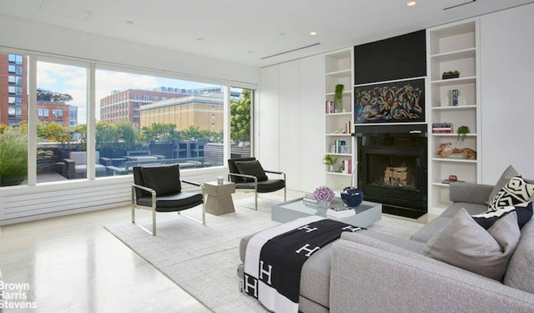 Sun flooded 2 bedroom, 2 bathroom Penthouse condo with panoramic views of the Hudson River and the High Line as well as dramatic South, North and West views from enormous ...