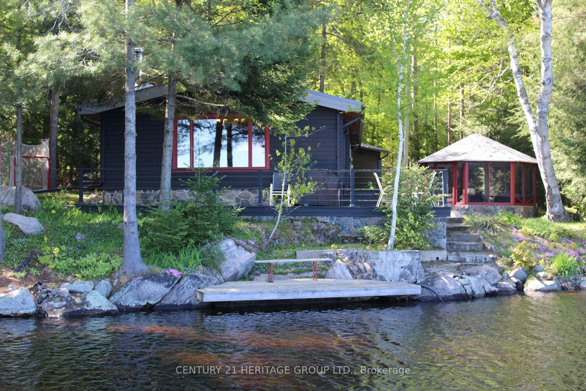 This is a 3 bedroom Winterized Cottage with year round access.