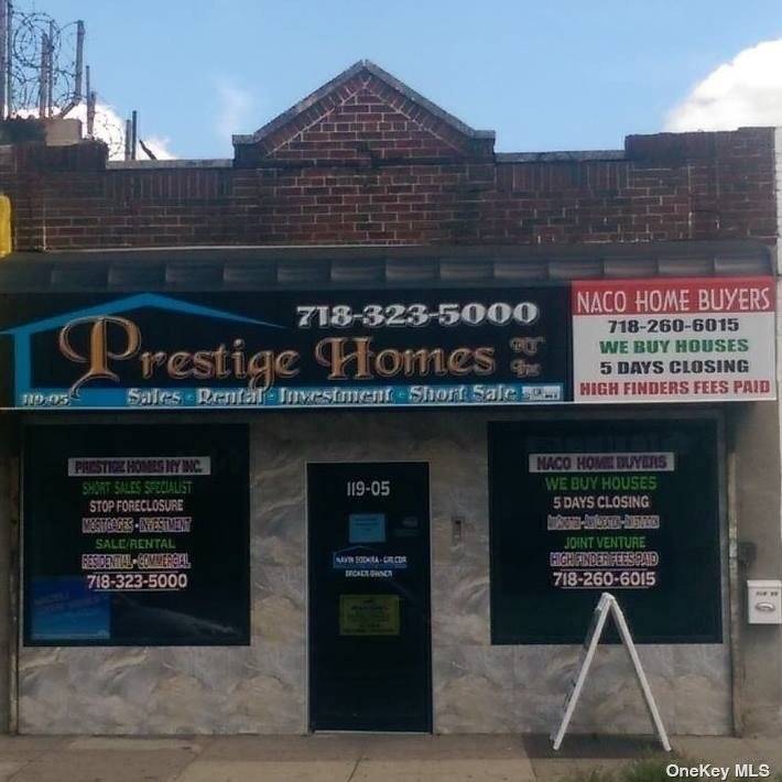 Zoning R5D, C1 3 can go up to 4 stories with 3586 sqft.