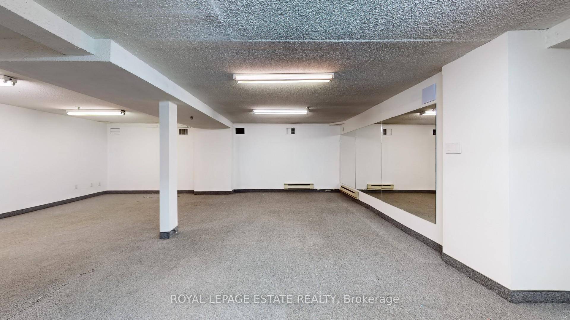 Landlord Inducement Available for Qualified Tenants.