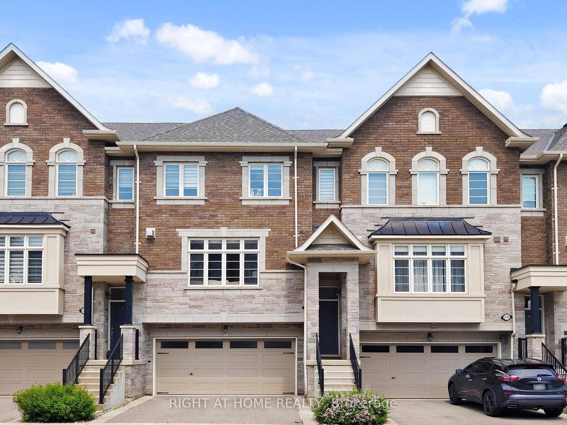 Absolutely Stunning Executive Townhome In Sought After West Oak Trails.