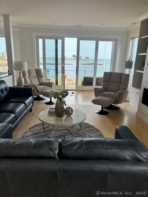 Direct waterfront property available for an ACADEMIC RENTAL starting 10 1 25 4 30 26 dates are flexible.