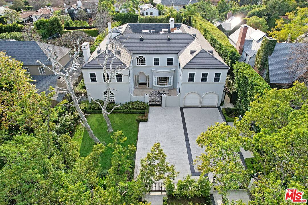 709  N Maple Dr Beverly Hills LA