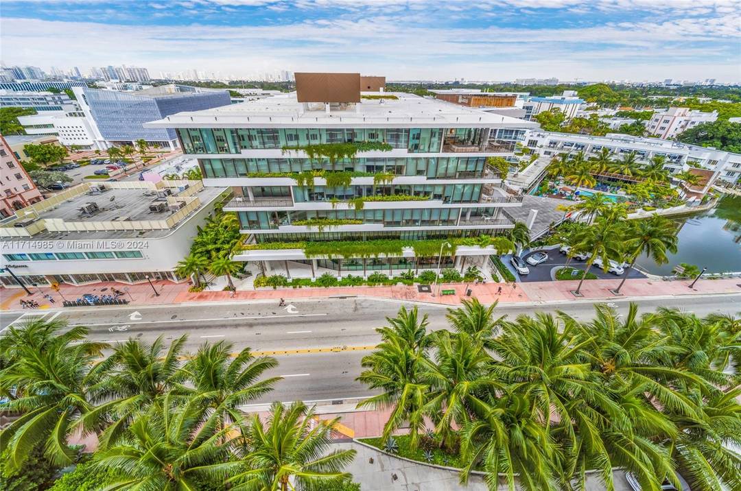 Beautiful 600 sq. ft. The space features almost floor to ceiling windows that flood the room with natural light and offer uninterrupted views of the intracoastal.