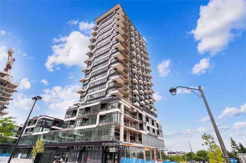 Well maintained In Luxury Tower One, With 2 Bedrooms And 2 Bathrooms, South Exposure with Spectacular Views Including Lake Ontario.