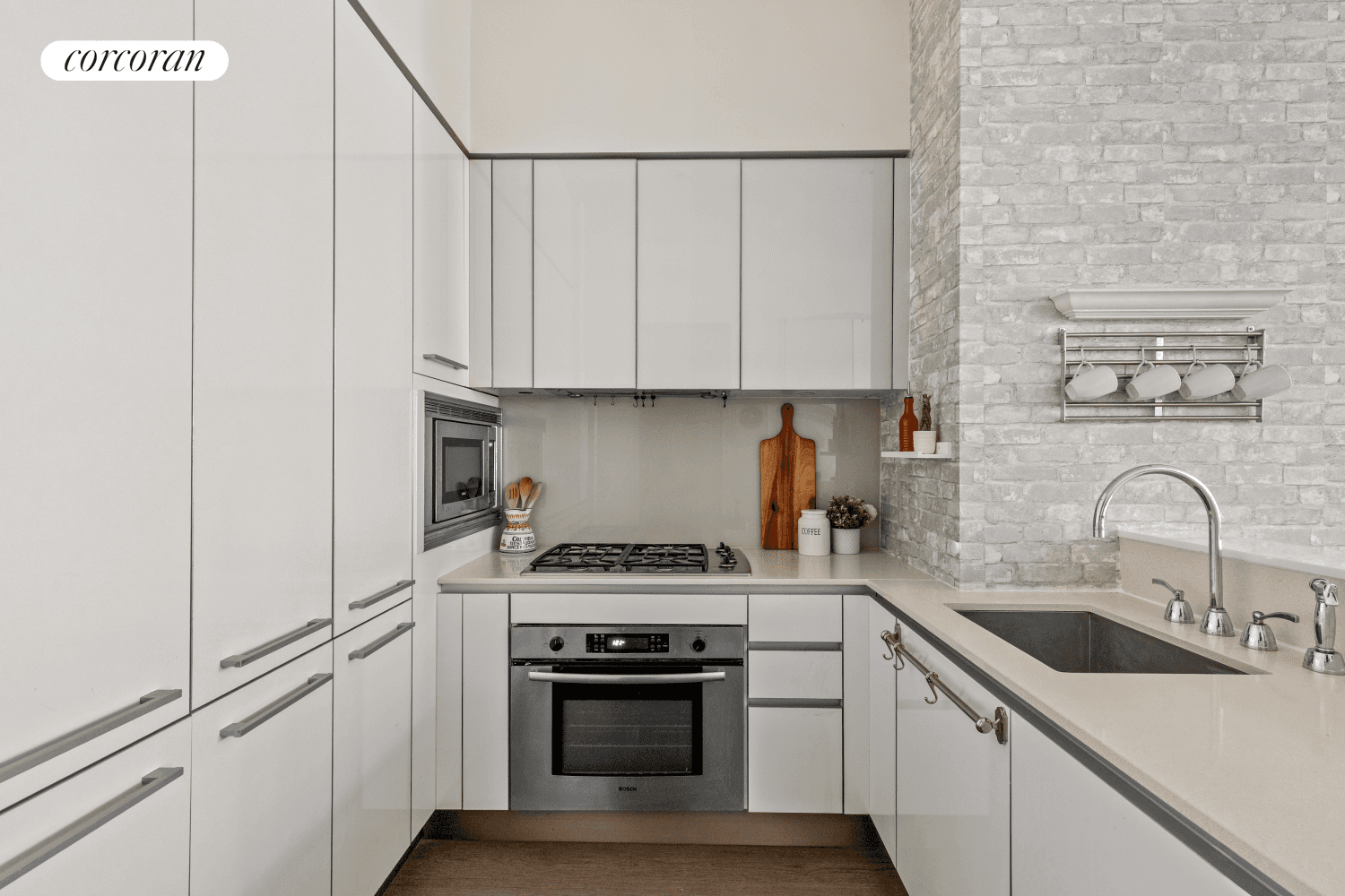 Timeless Luxury in the Heart of the Financial District Welcome to Residence 6M, an elegant one bedroom, one bathroom home nestled within the iconic Broad Exchange Building in the heart ...
