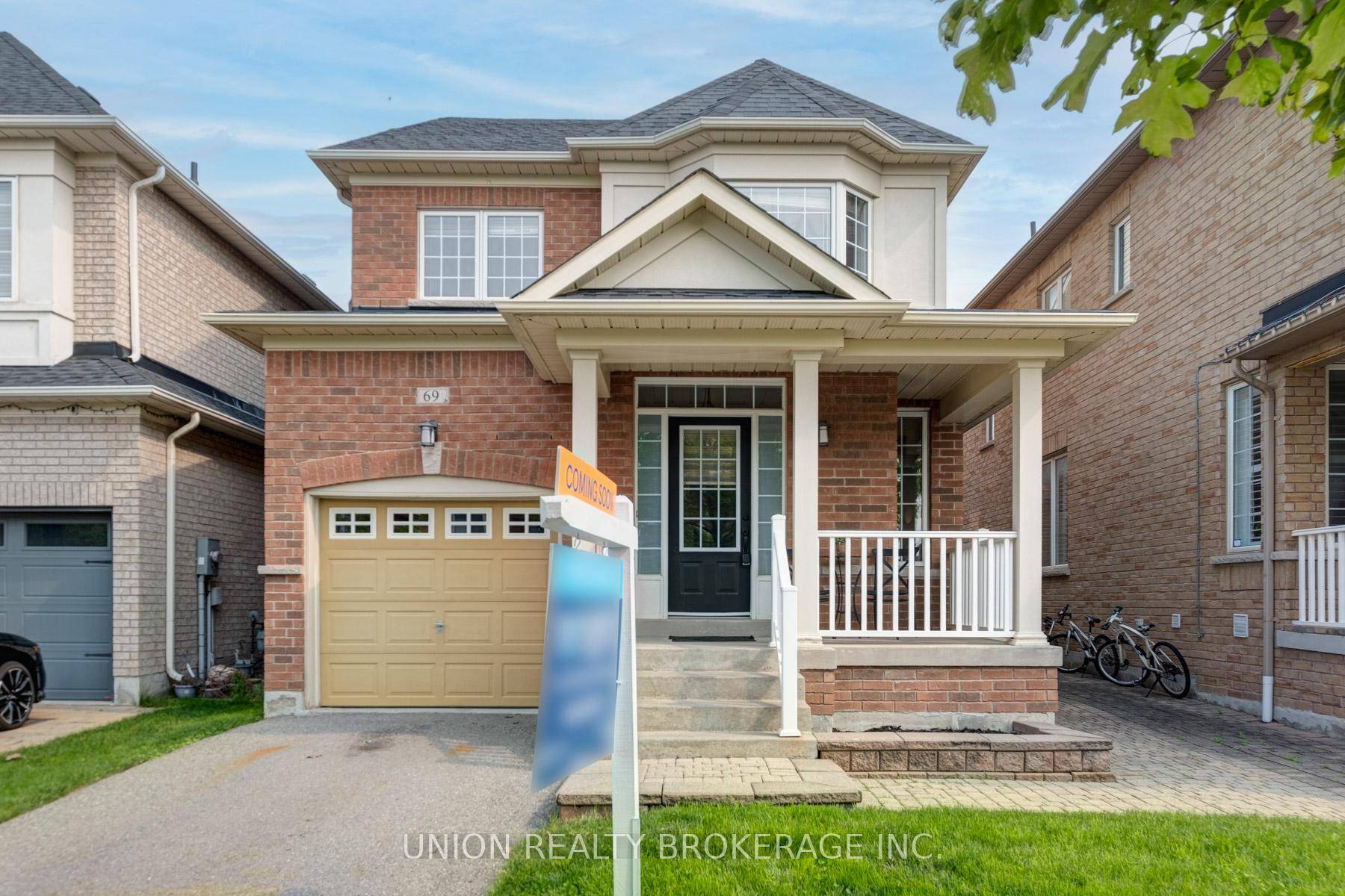 Set on a desirable premium 36 foot wide lot with open views from the backyard, this well kept home offers a great mix of comfort, functionality, and outdoor space for ...