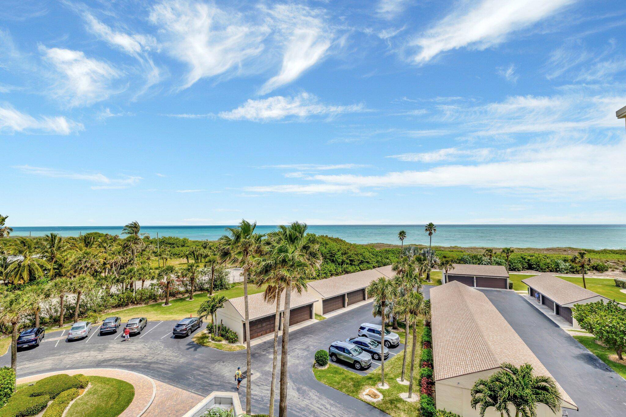 Paradise Found ! ! ! 5th floor 2 2 Seascape I condo with ocean view in desirable Ocean Village.
