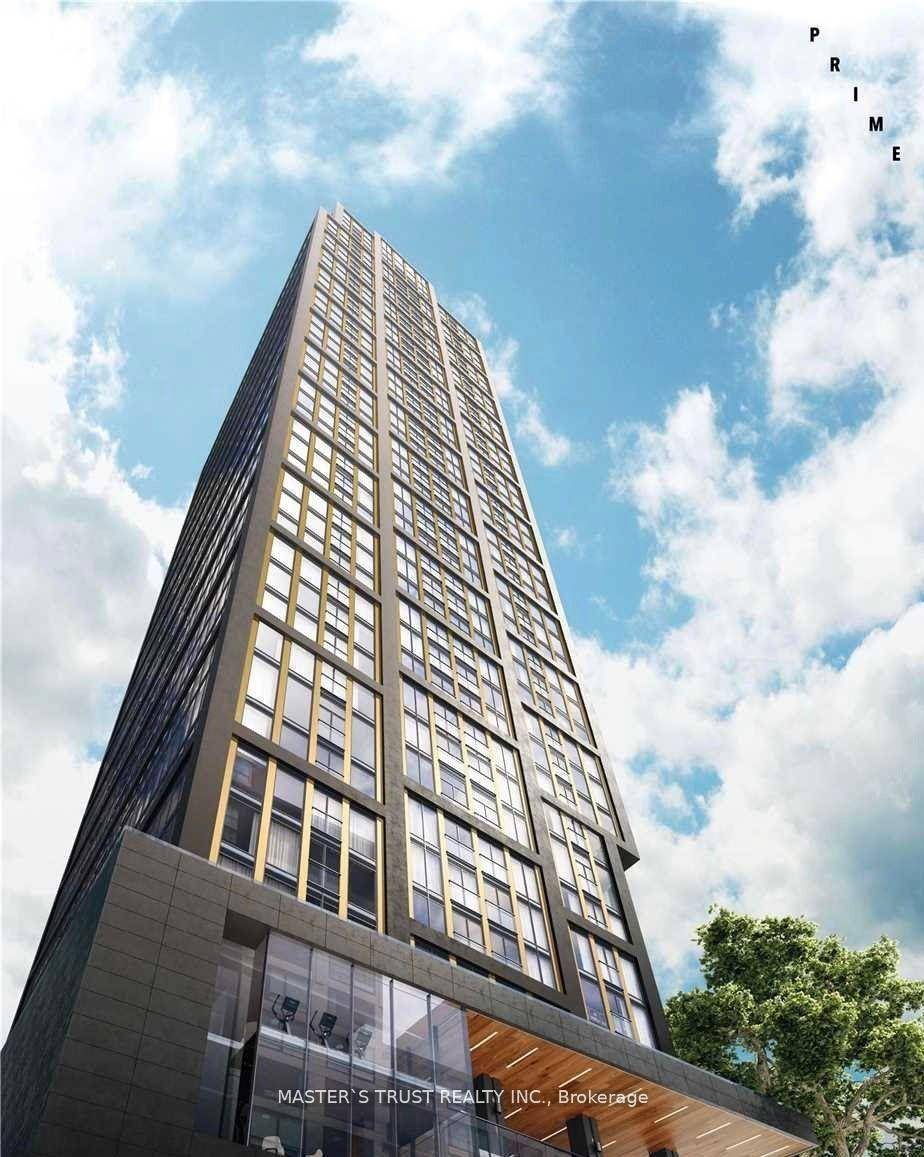 Luxurious amp ; Spacious, 1 1 Suite On Prime Condo Centrally Located In Downtown Toronto.