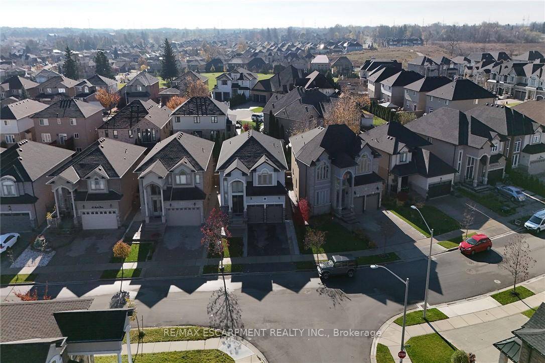 Welcome to this meticulously designed, custom built Zeina masterpiece, offering 2, 911 sq.