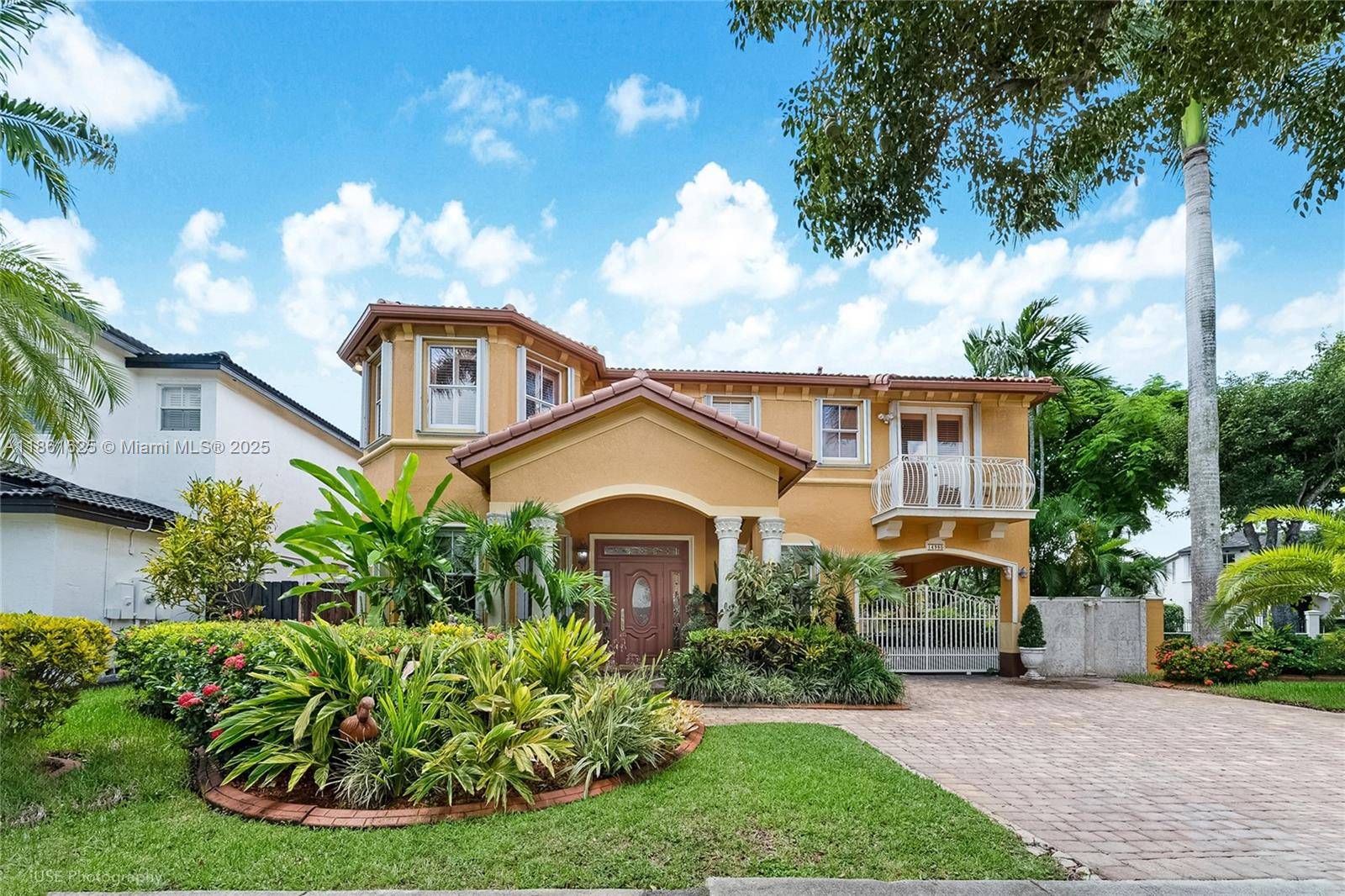 At 297 sq foot, this gorgeous home is a wonderful opportunity.