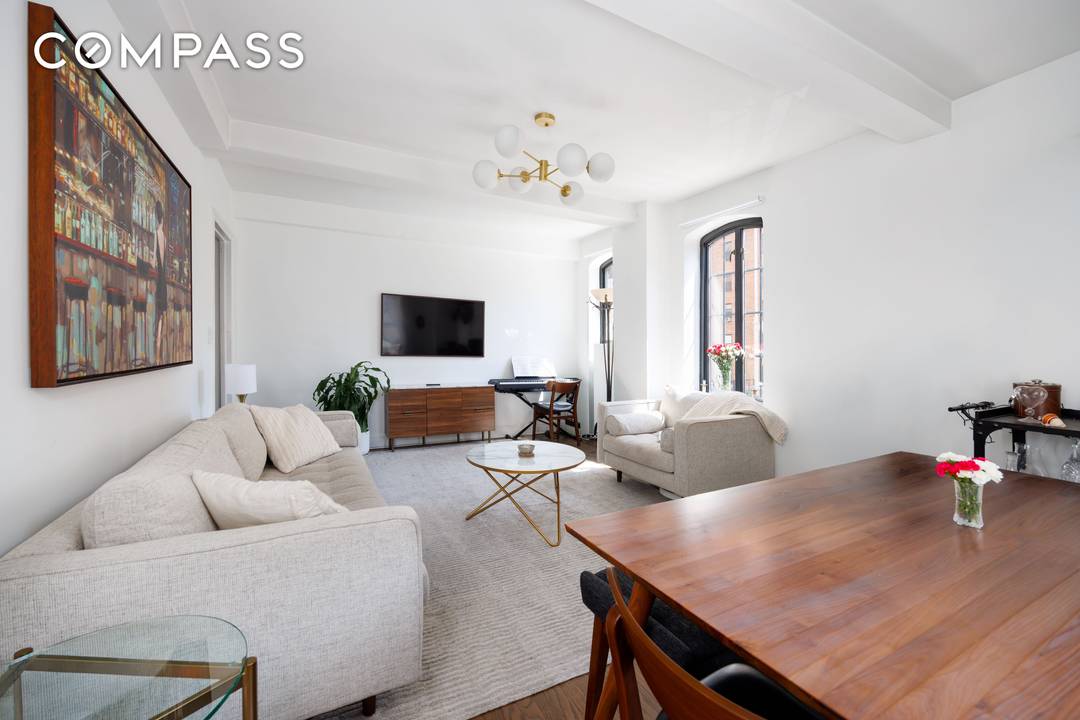 Rare Corner Residence in Prime Chelsea Turnkey Pre War Living Unique Arched Windows Welcome to 201 West 16th Street, one of Chelsea s most coveted pre war cooperatives, where timeless ...
