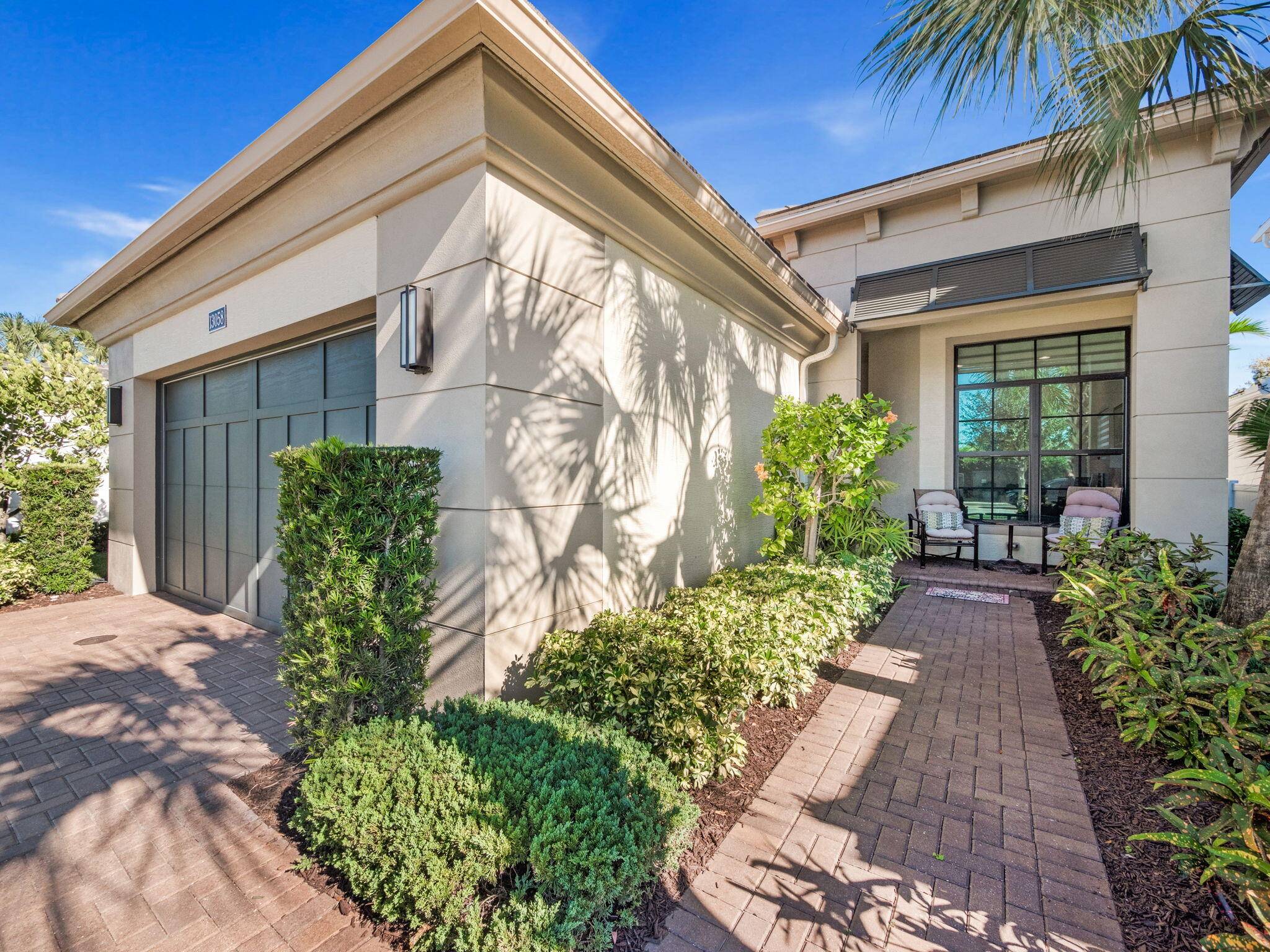 ENJOY LIVING IN ONE OF THE NEWEST COMMUNITIES OF PALM BEACH GARDENS, ARTISTRY.