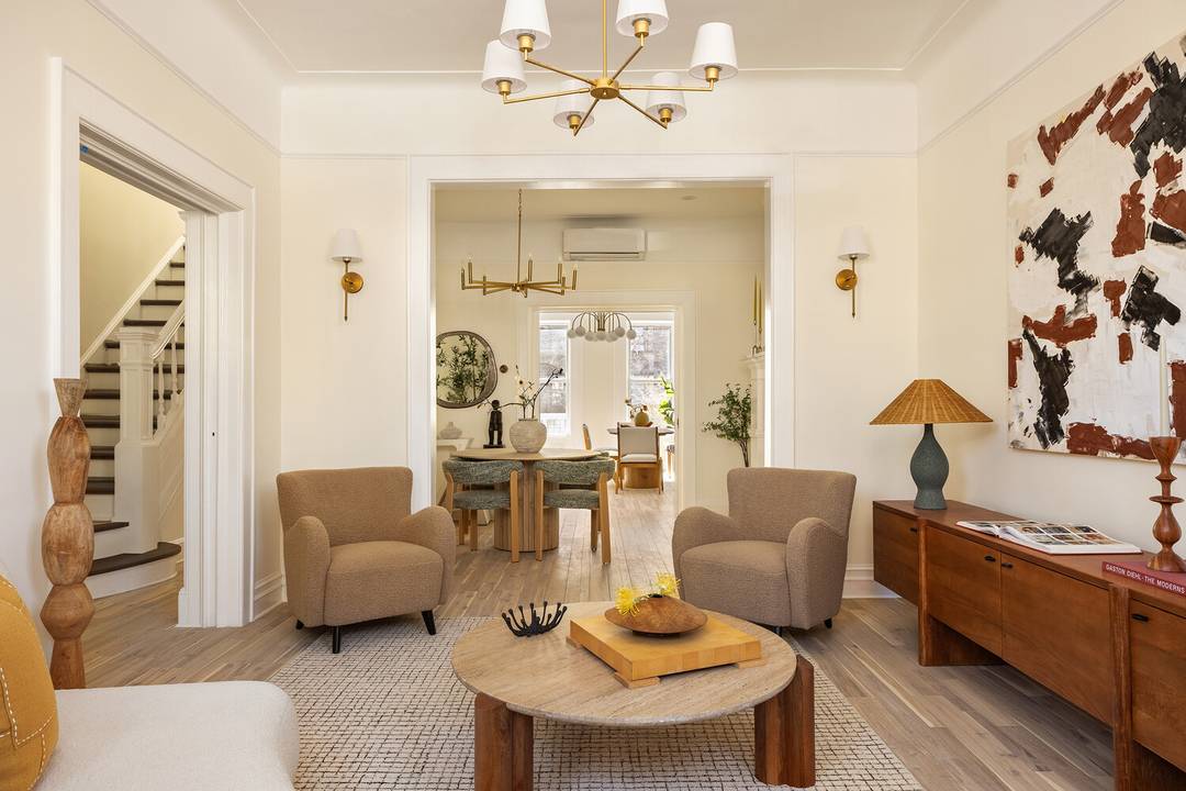 1180 Union St, Crown Heights Where Brooklyn's History Meets Modern Living Some homes ask you to choose between character and comfort.