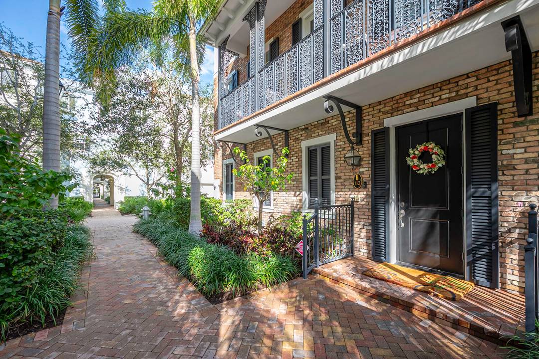 This beautiful spacious Downtown Delray townhouse boasts 3219 total square ft.