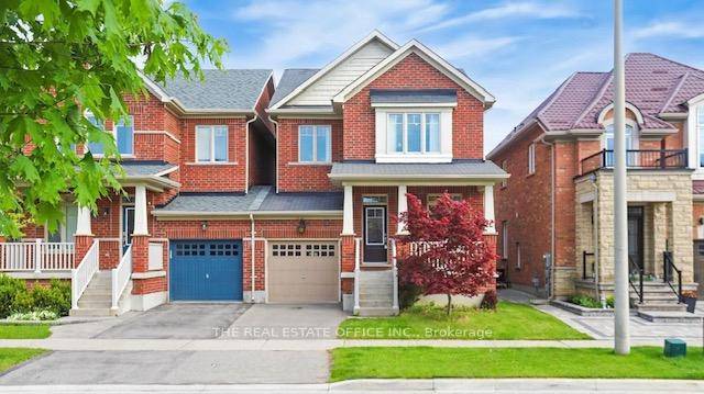 Experience executive style living in this beautifully maintained 3 bedroom, 4 bath home in the prestigious Oak Ridges community of Richmond Hill.