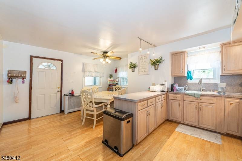 Fantastic 2 family, w expansion possibilities, on quiet cul de sac, near parks, NYC transport Broad Street shops restaurants.