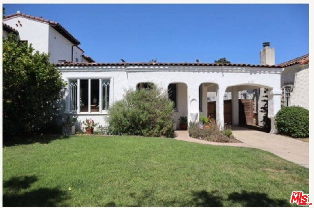 2038   Malcolm Ave 2BR Beverlywood La