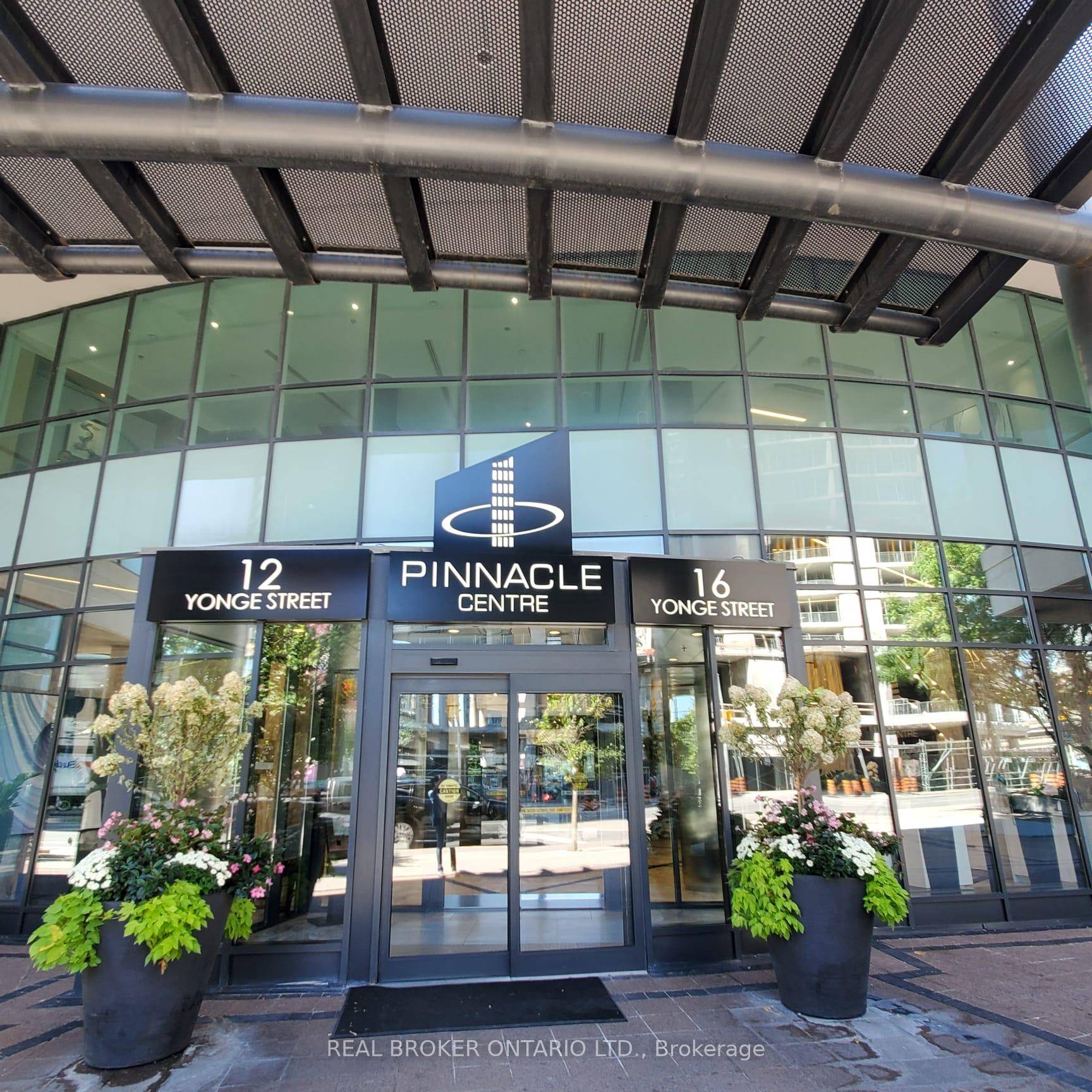 Pinnacle Centre Condos at 12 Yonge st.