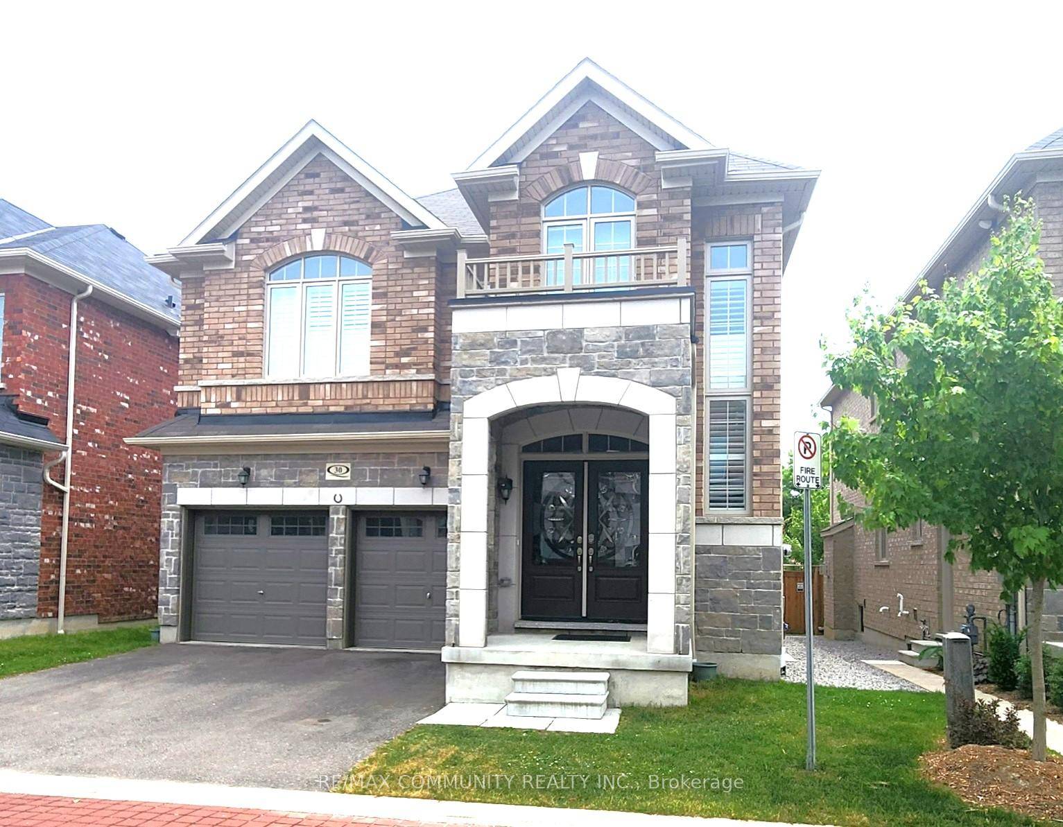 Absolutely stunning renovated basement located in the highly sought after South East community of Ajax.