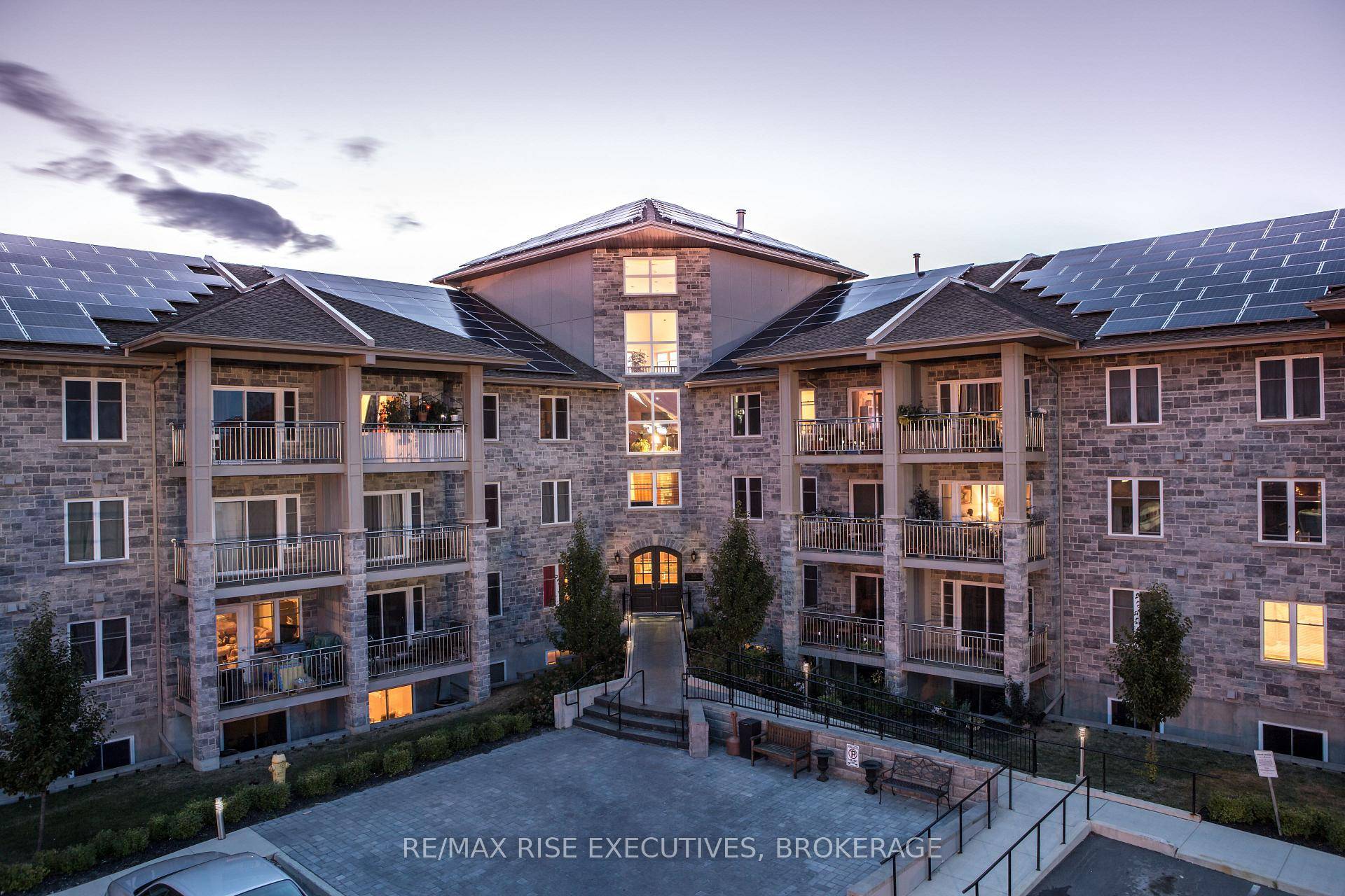 Welcome to Stonecrest Apartments, located at 810 Blackburn Mews in Kingston's west end.