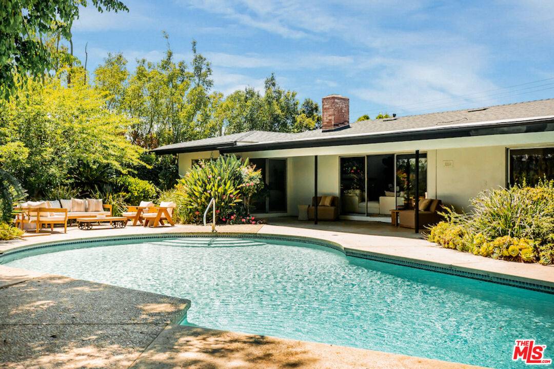 2700   Carmar Dr 3BR Hollywood Hills East La