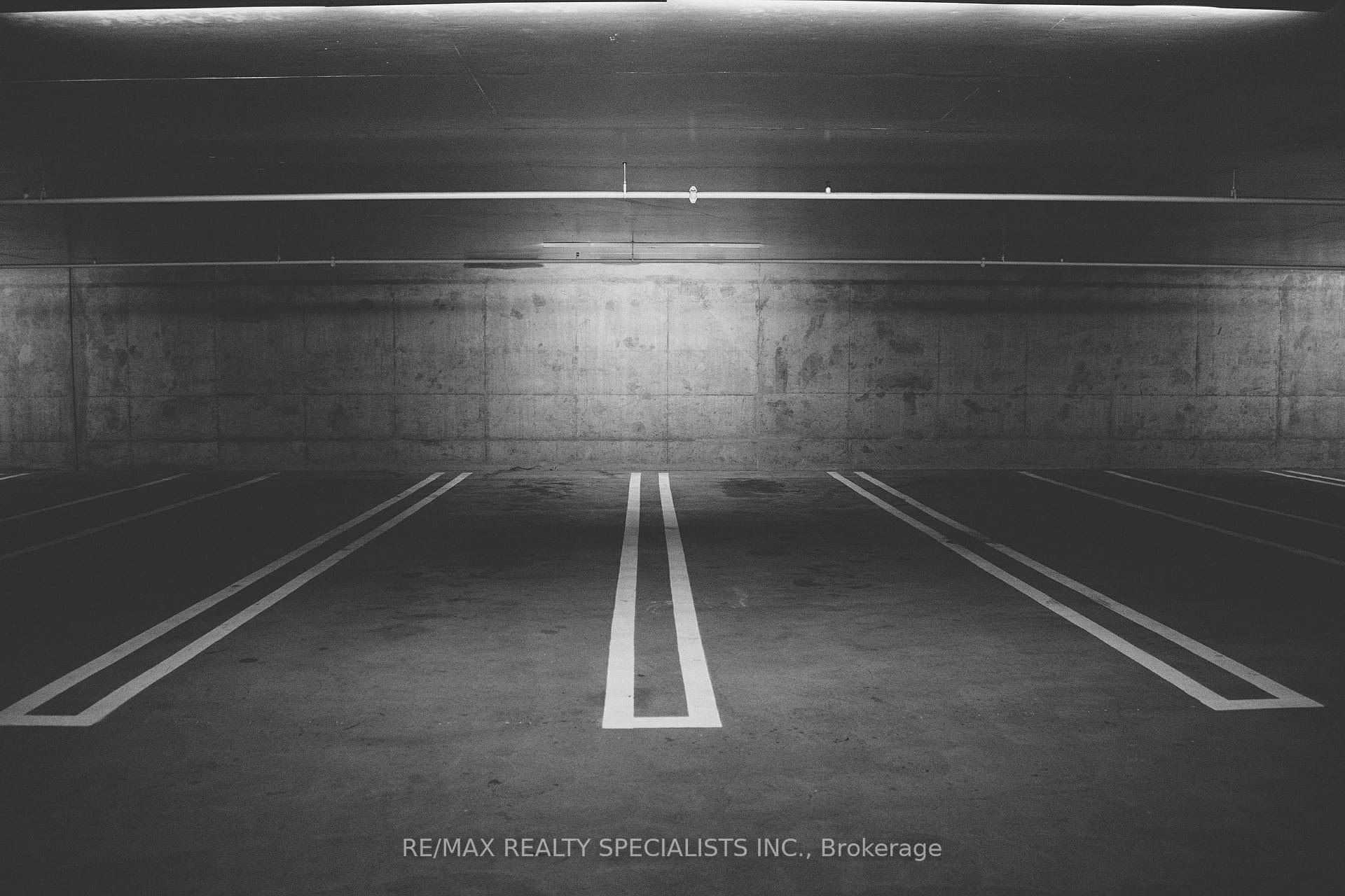 PARKING SPOT NEAR THE ELEVATOR BANK ON P3 IN M CITY.