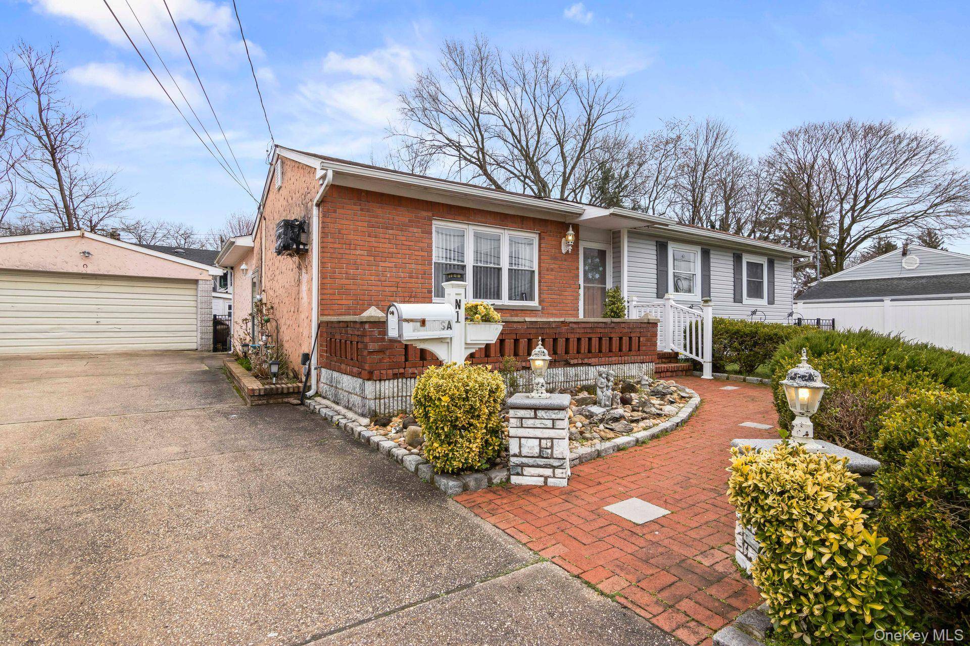 Expanded Ranch In Great Condition !